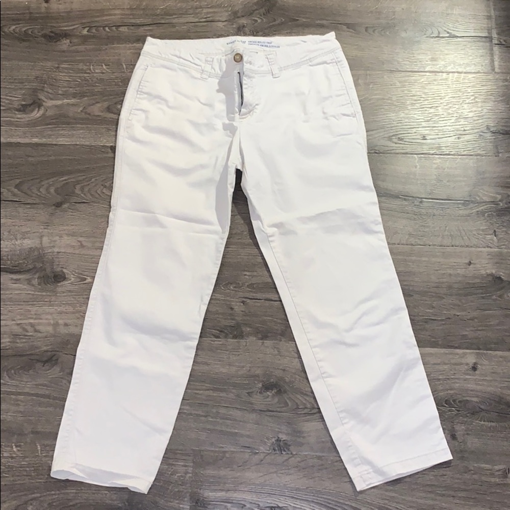 Capri pants